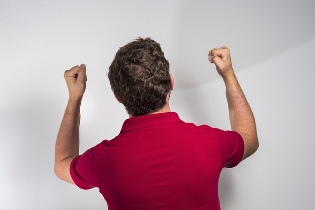 费尔斯新秀赛季连续21场比赛得分上双，超越锡安排在队史第一